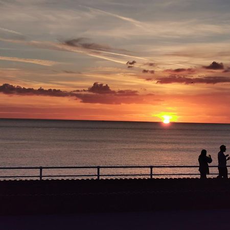 Lovely Seafront 2 Bed Flat In Aberystwyth Ngoại thất bức ảnh